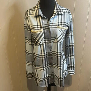A&I blue/black/gray/white plaid stretch knit pearl/bead pocket accent shirt. Sm